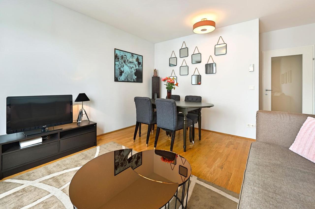 Peaceful Belvedere Apartment In Safe, Quiet & Central Location Wina Bagian luar foto